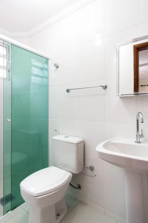 Apartamento A 100 Metros Da Praia, Bem Localizado, Com Ar Condicionado E Wi-Fi -23 - Edificio Lenamar II Ubatuba Exterior foto